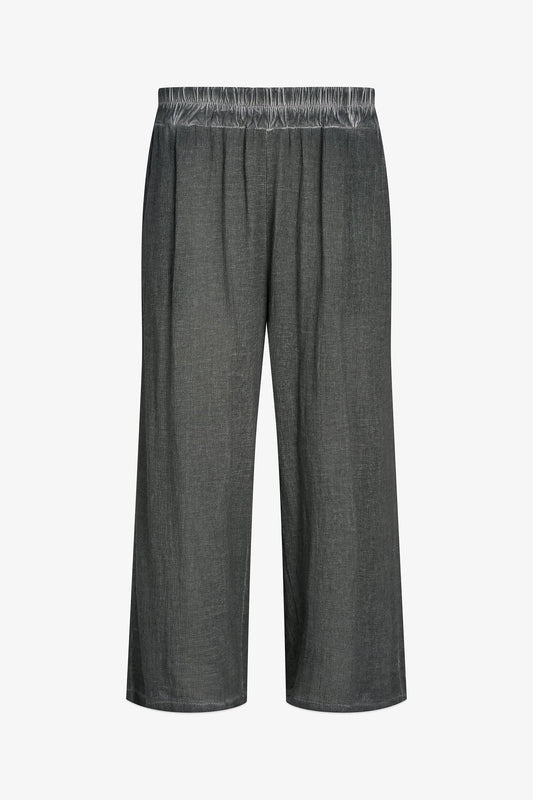 Women's Woven Capri Trousers