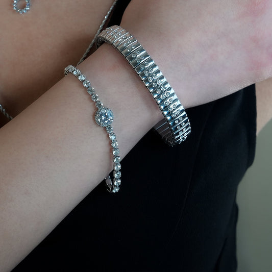BEREA White Gold Silver Toned: Tennis Bracelet with Large Zirconia (CZ) Centrepiece – Timeless Elegance for Every Occasion