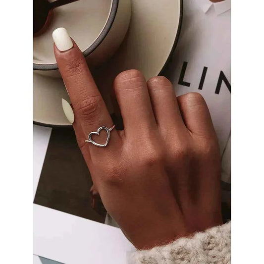 925 Sterling Silver Minimal Heart Band Ring