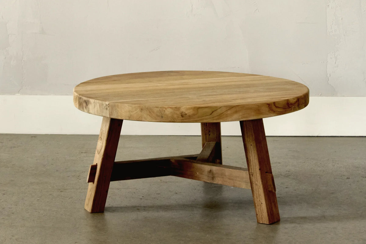 Runder Couchtisch aus Teakholz - Artisan Kollektion