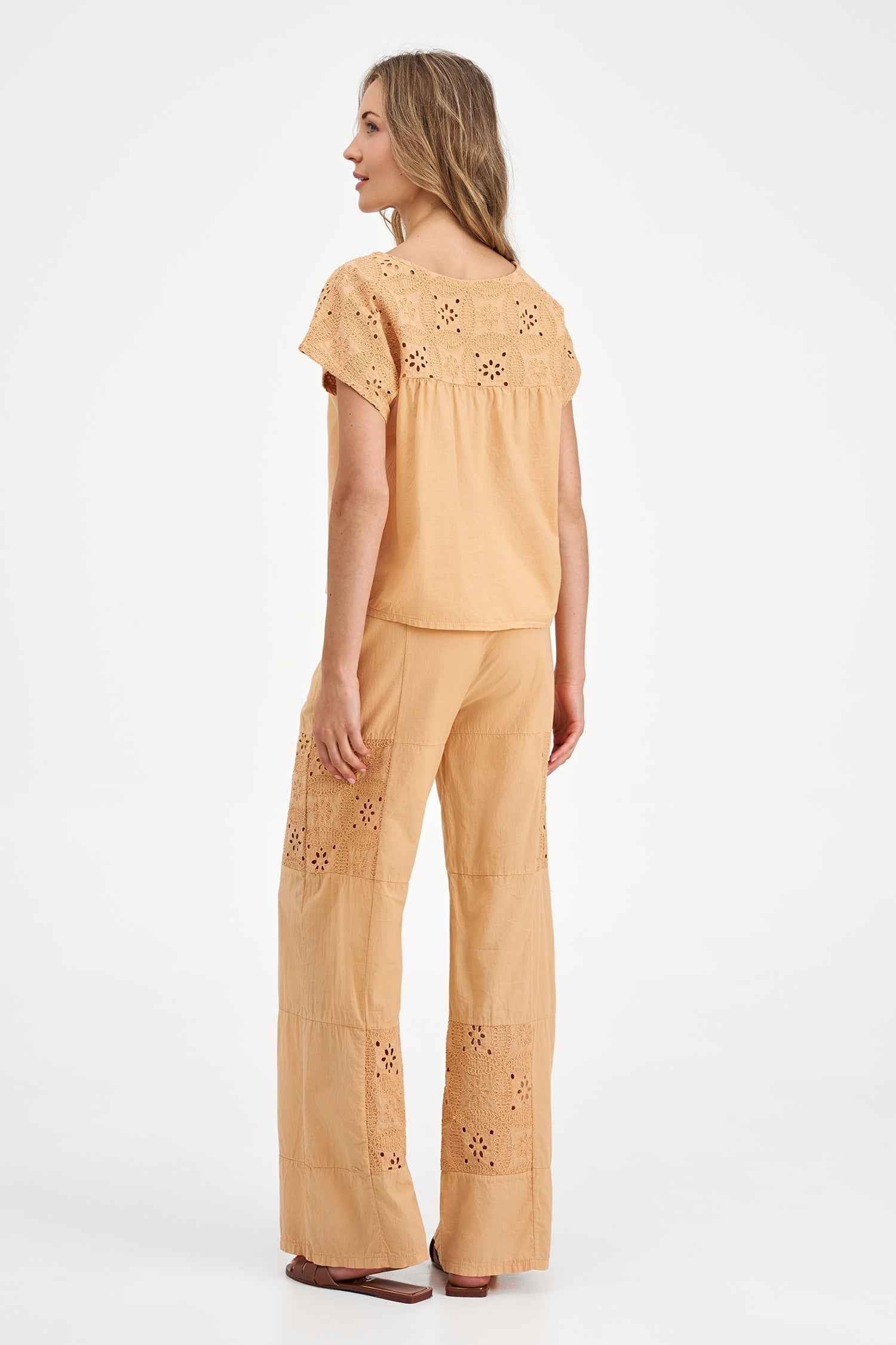 Women's Woven Top