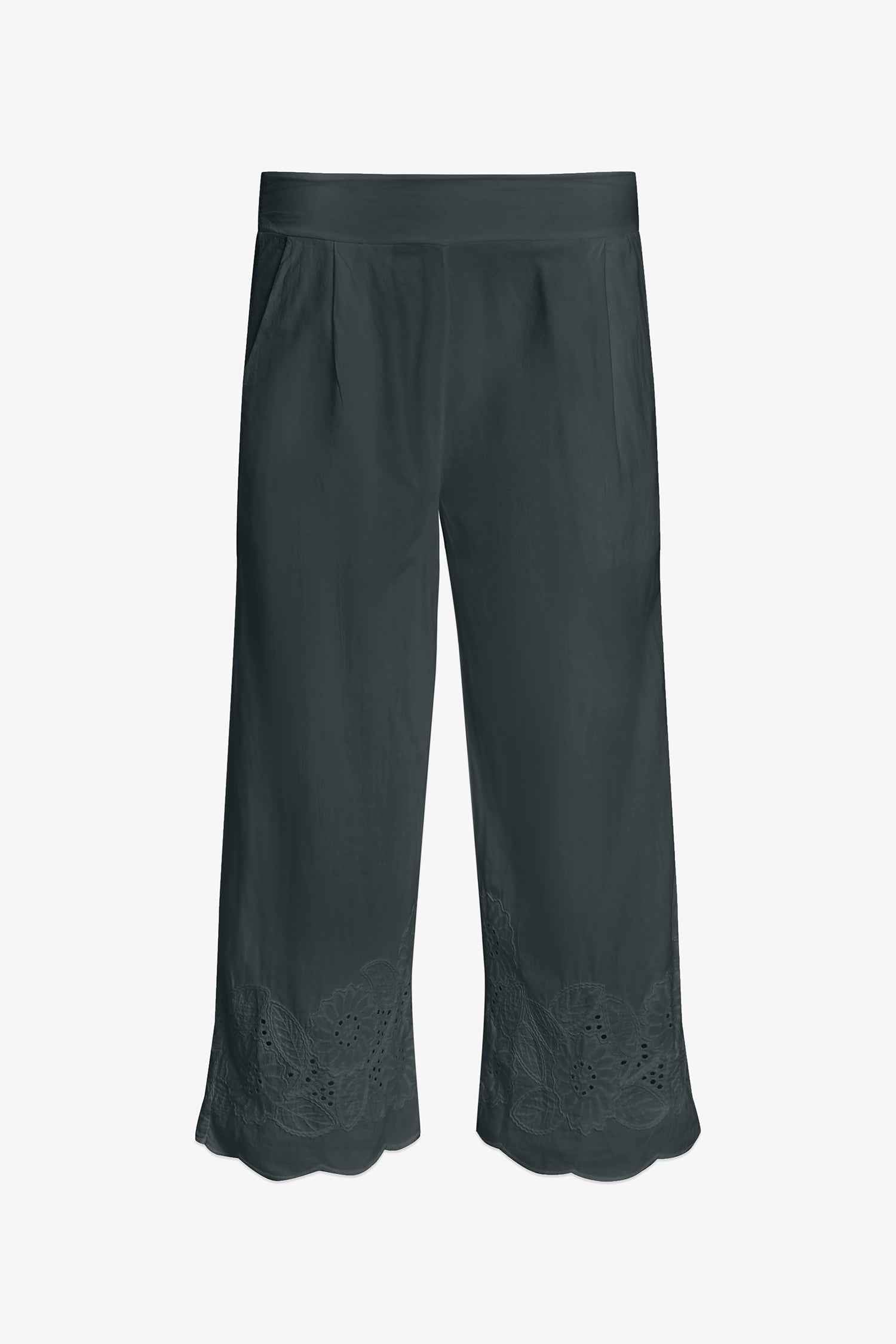 Women's Woven Capri Trousers