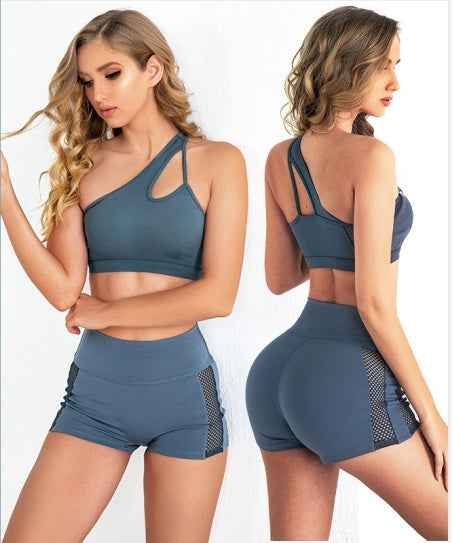 Women’s Yoga Clothing Set – Sexy Back Fitness Sports Bra & Peach Hip Shorts