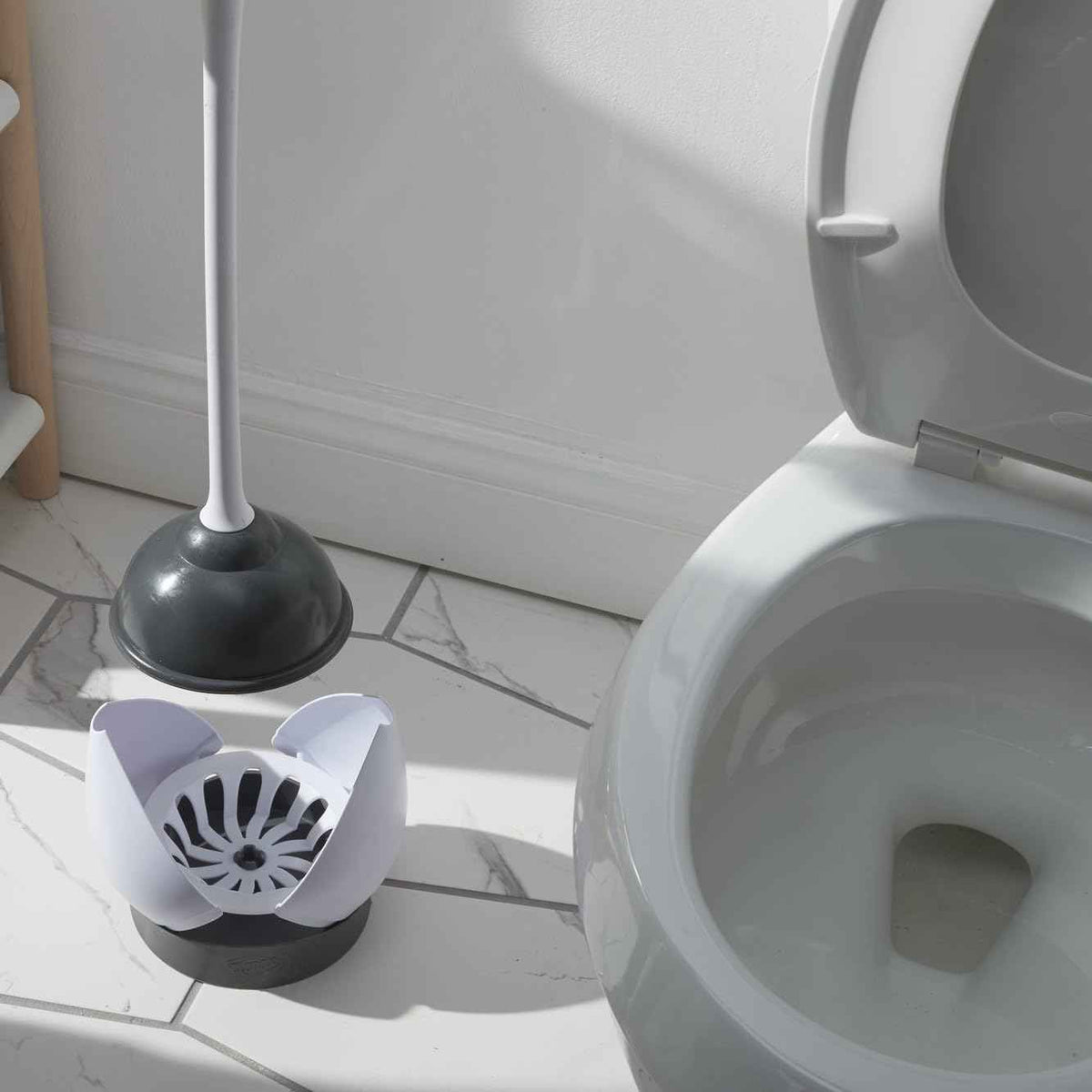 Clorox Toilet Plunger with Hideaway Caddy for Bathroom, Accessories Organizers & Storage, Toilet Unclogger, Plunger with Holder 🍁 All In One Marketplace Canada
