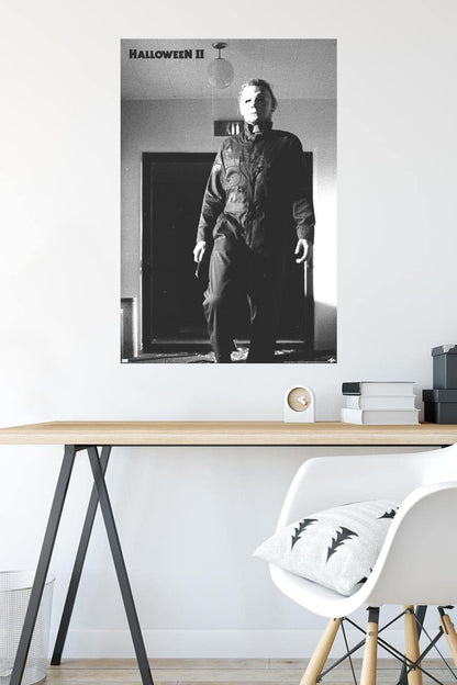 Halloween II - Michael Hallway Wall Poster