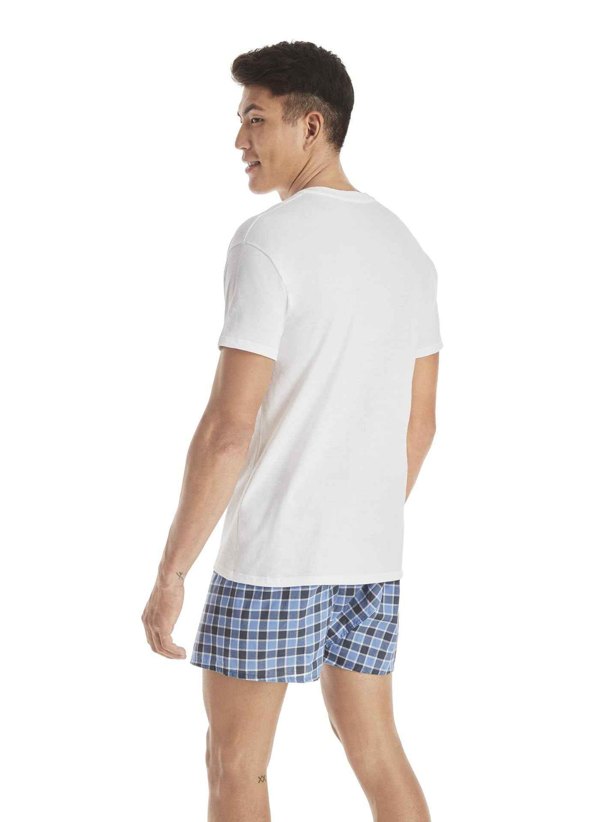 Hanes Men's ComfortSoft 4 Pack FreshIQ Cotton V-Neck T-Shirt, White, Small 🍁 All In One Marketplace Canada