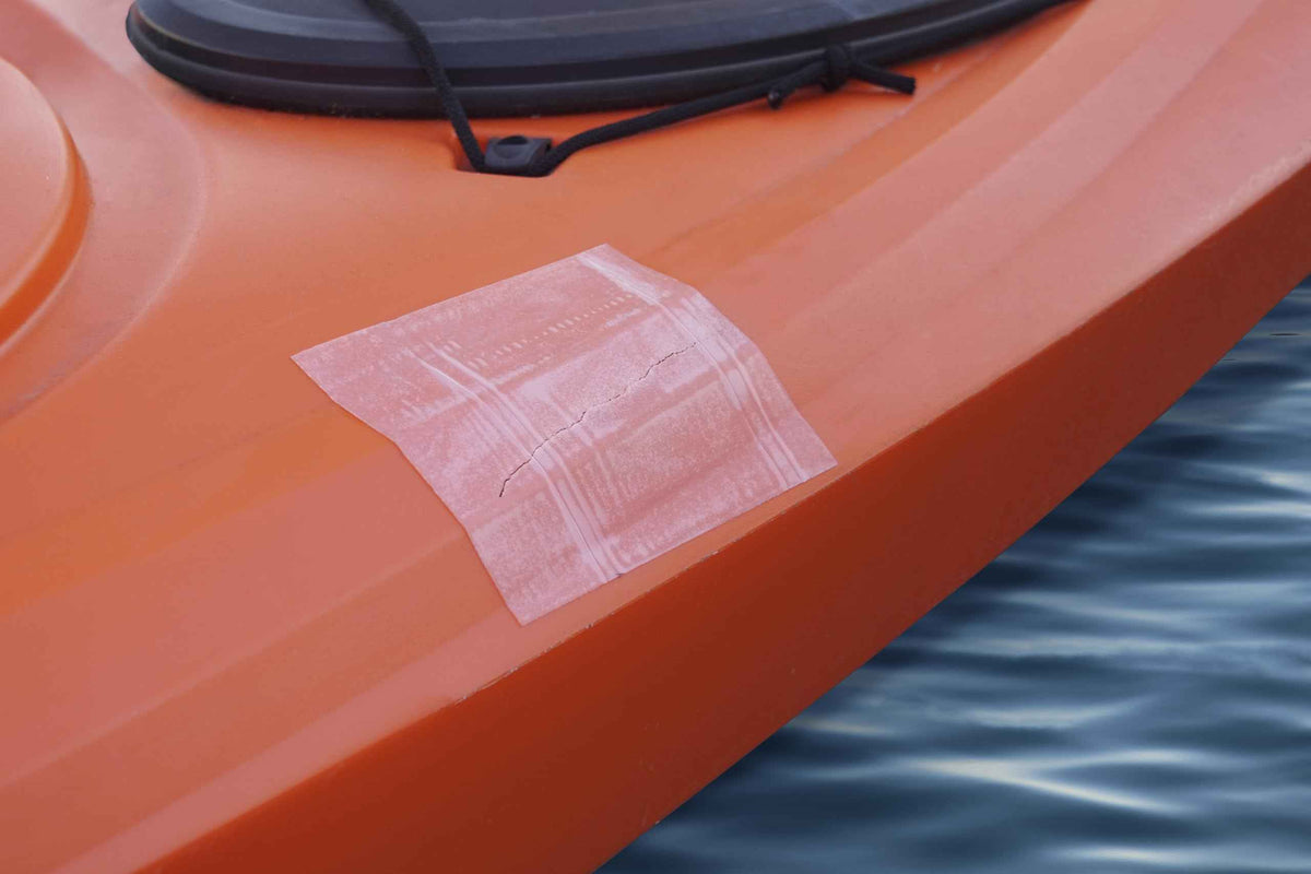 Gorilla Waterproof Patch & Seal Tape, Heavy-Duty, Instantly Seals, Works Underwater, Indoor/Outdoor, Flexible Permanent Bond, 4 in x 8 ft, Clear, 1 Pack 🍁 All In One Marketplace Canada