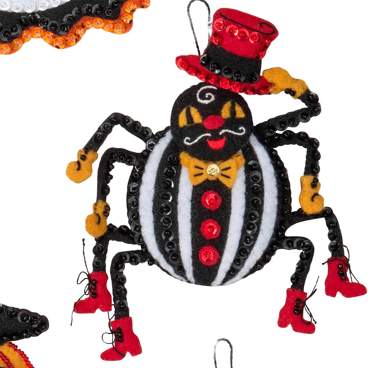 Bucilla 89276E Felt Applique Ornament Kit, Vintage Halloween, Set of 6
