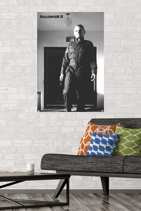 Halloween II - Michael Hallway Wall Poster