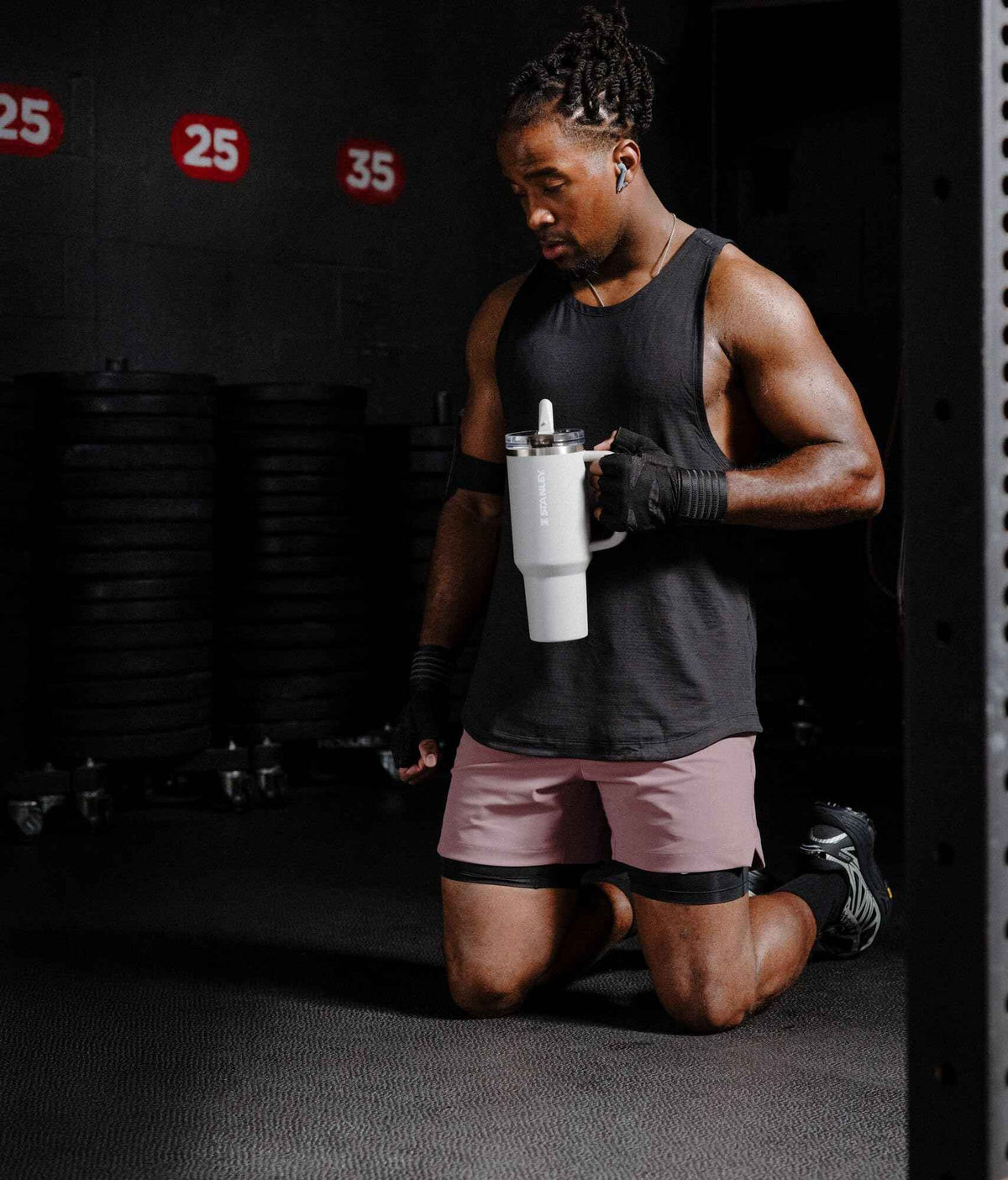 Stanley Quencher ProTour Flip Straw Tumbler with Leakproof Lid 30 oz | Built-in Straw & Handle | Cupholder Compatible for Travel | Insulated Stainless Steel Cup | BPA-Free | Peach Rose 🍁 All In One Marketplace Canada