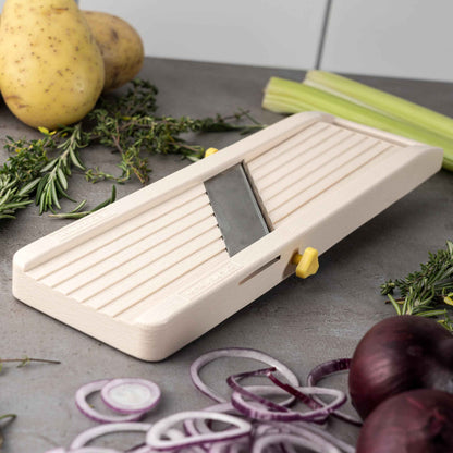 Benriner Japanese Mandolin Vegetable Cutter 3.5 Wide (7015S) 🍁 All In One Marketplace Canada