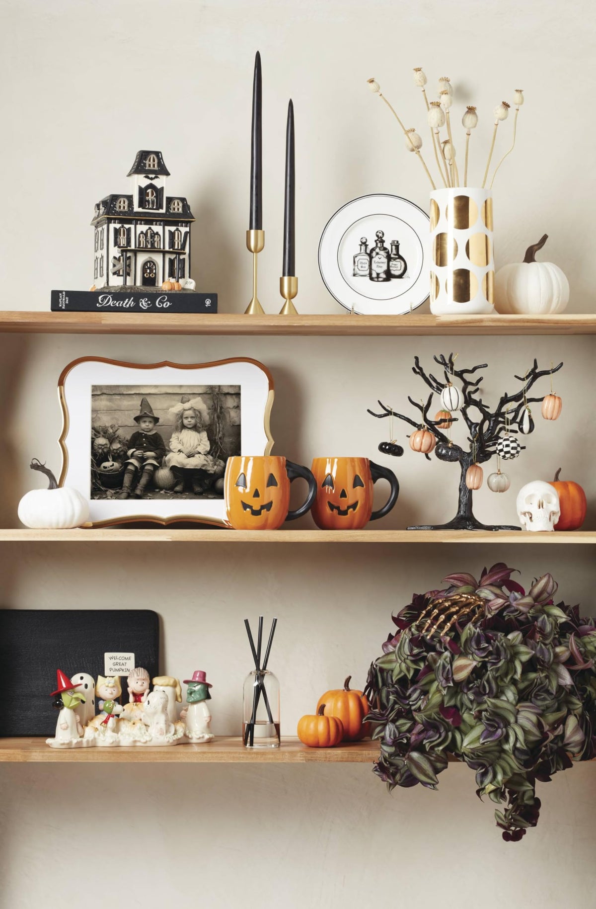 Lenox Peanuts Welcome Great Pumpkin Halloween Figurine, 5.5-in
