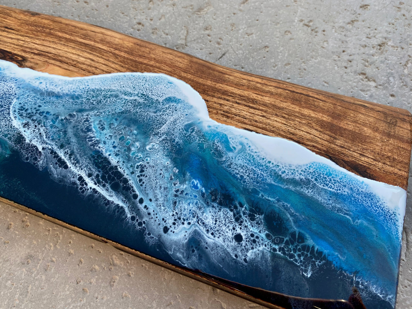 Rustic Wood Serving Board - AURABAGS SHOP