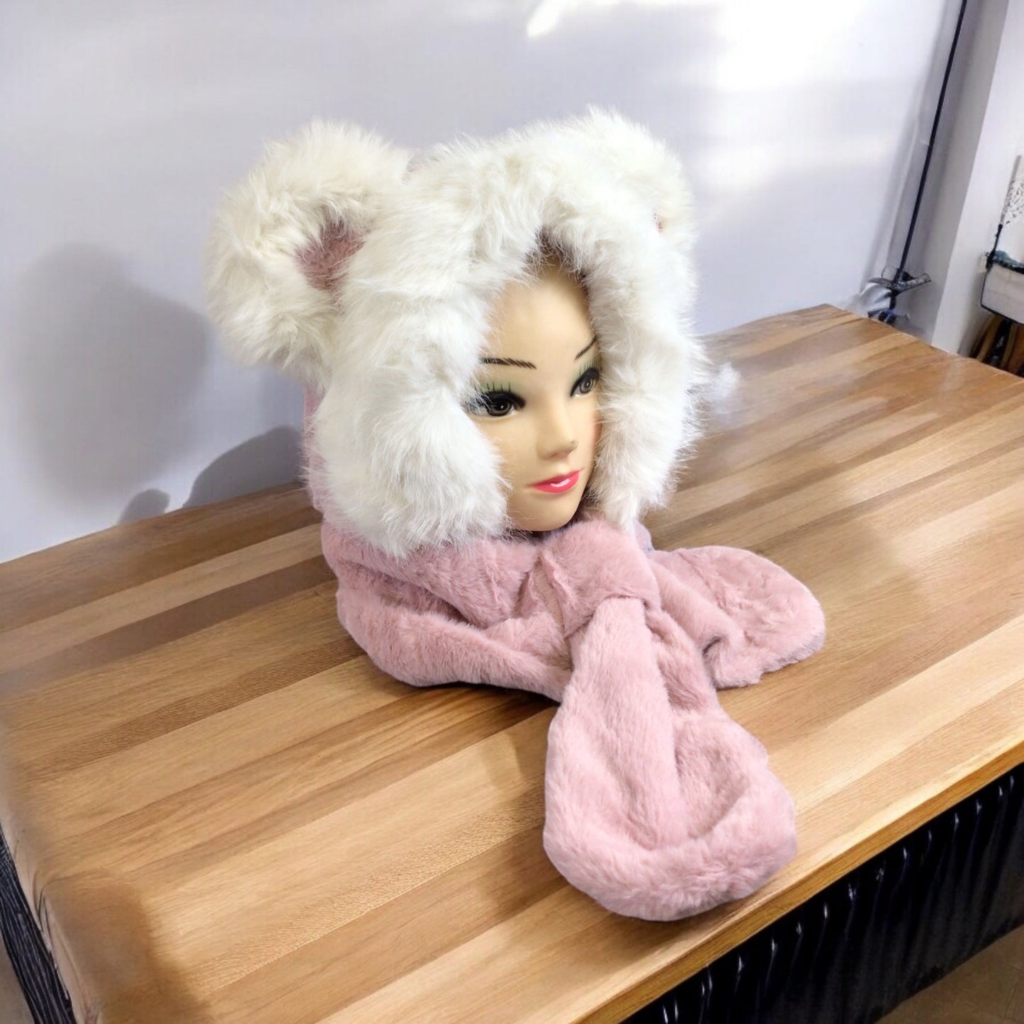 Soft Plush Hat w/ scarf (Panda)