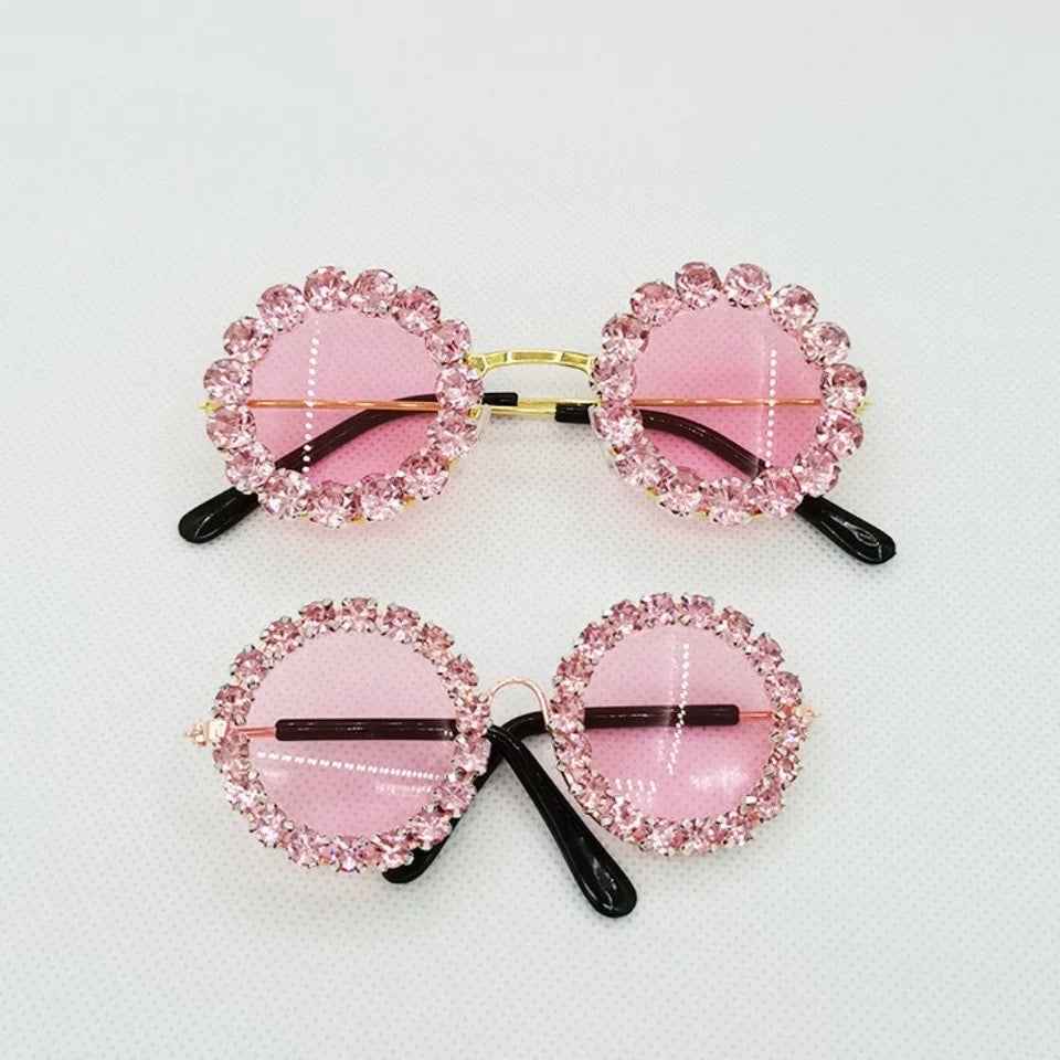 Doga Kat Sunglasses – Luxury Rhinestone Pet Sunglasses