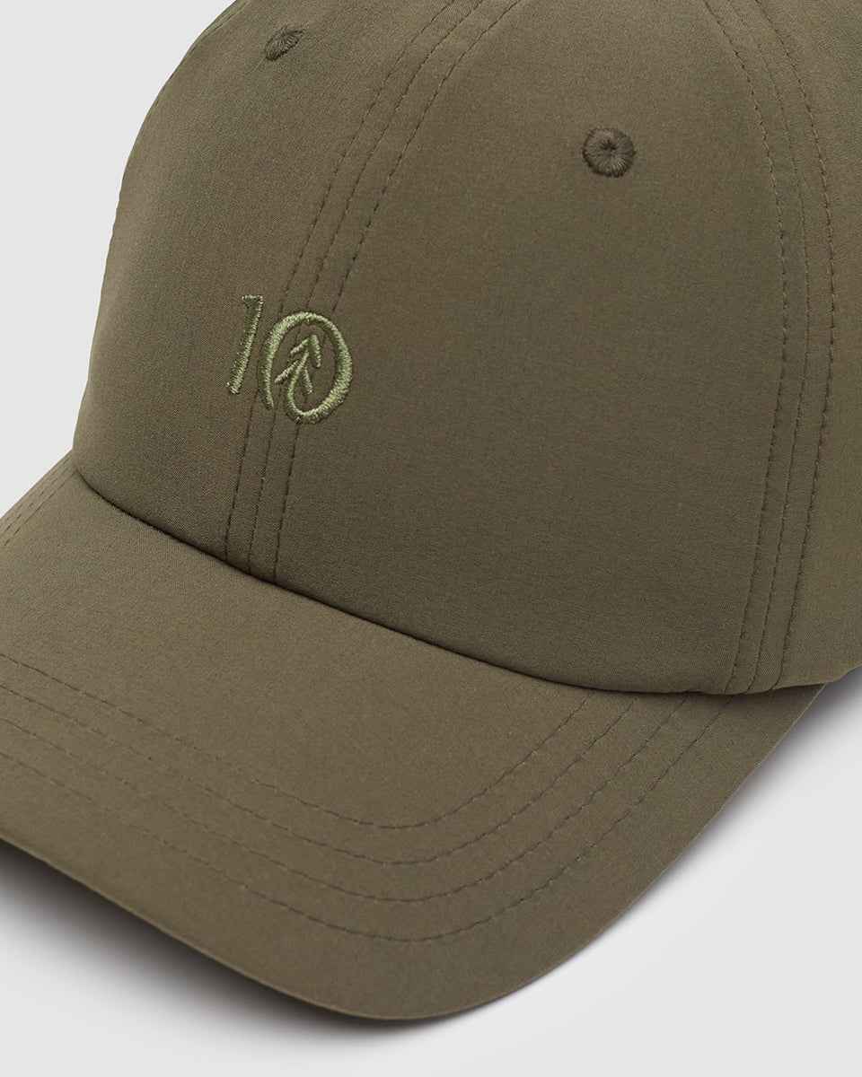 InMotion Peak Hat