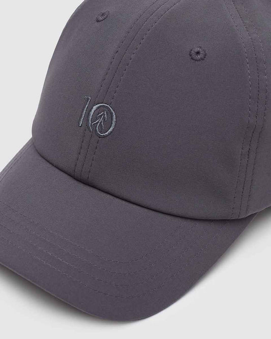 InMotion Peak Hat