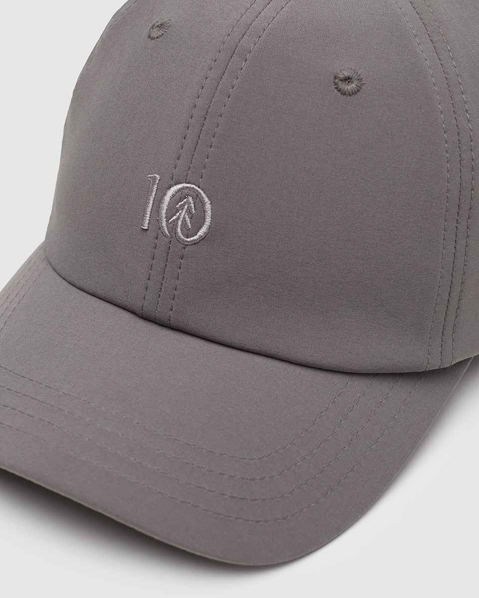 InMotion Peak Hat