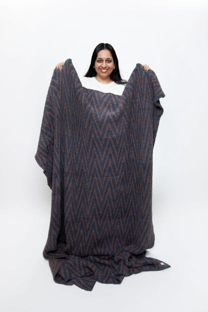 Turbulence & Peppercorn Zig Zag Print Extended Throw