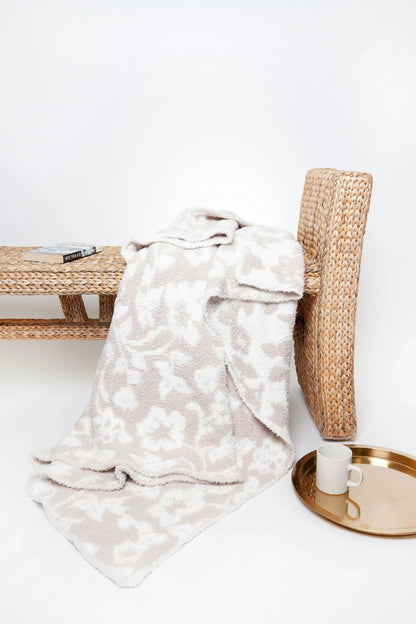 Blushing Beige & White Vintage Floral Print Extended Throw