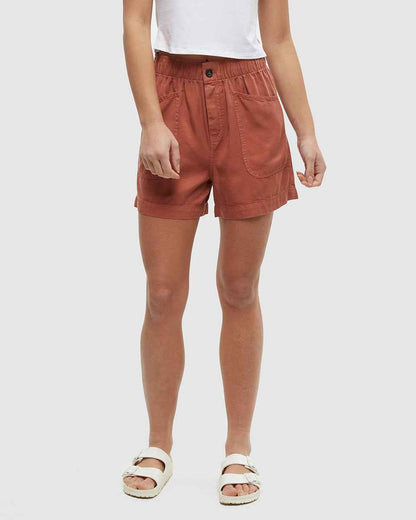 Cascades Short