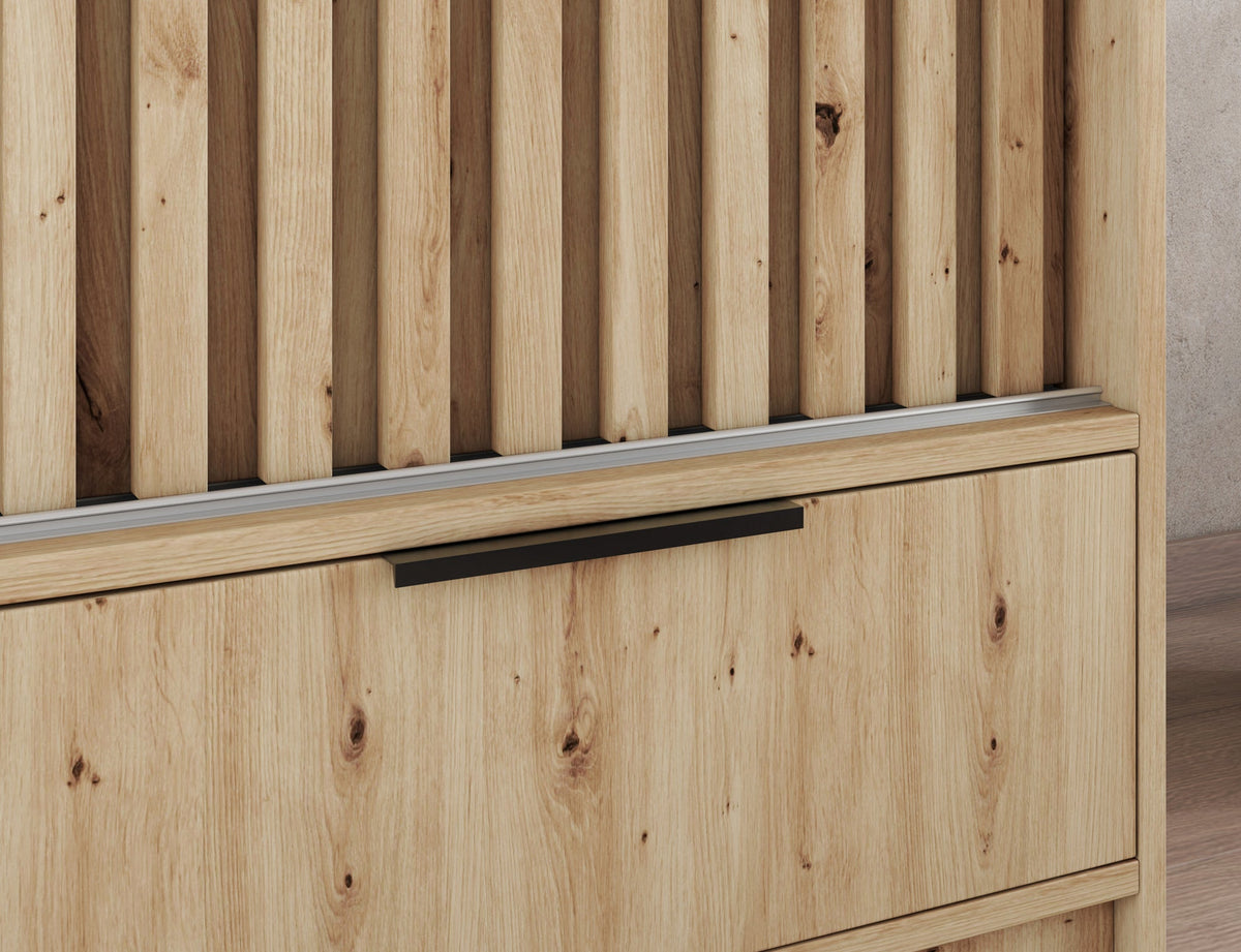 Voodi III Oak Wood Paneled Free Standing Wardrobe - Light Artisan Oak