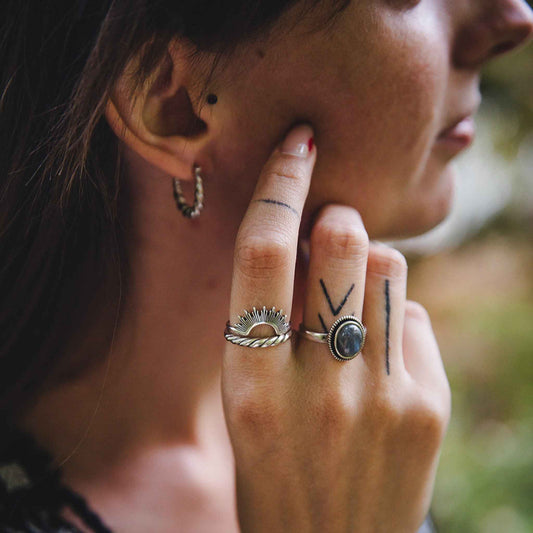 Bague en argent sterling 925 et Labradorite | MORGANE