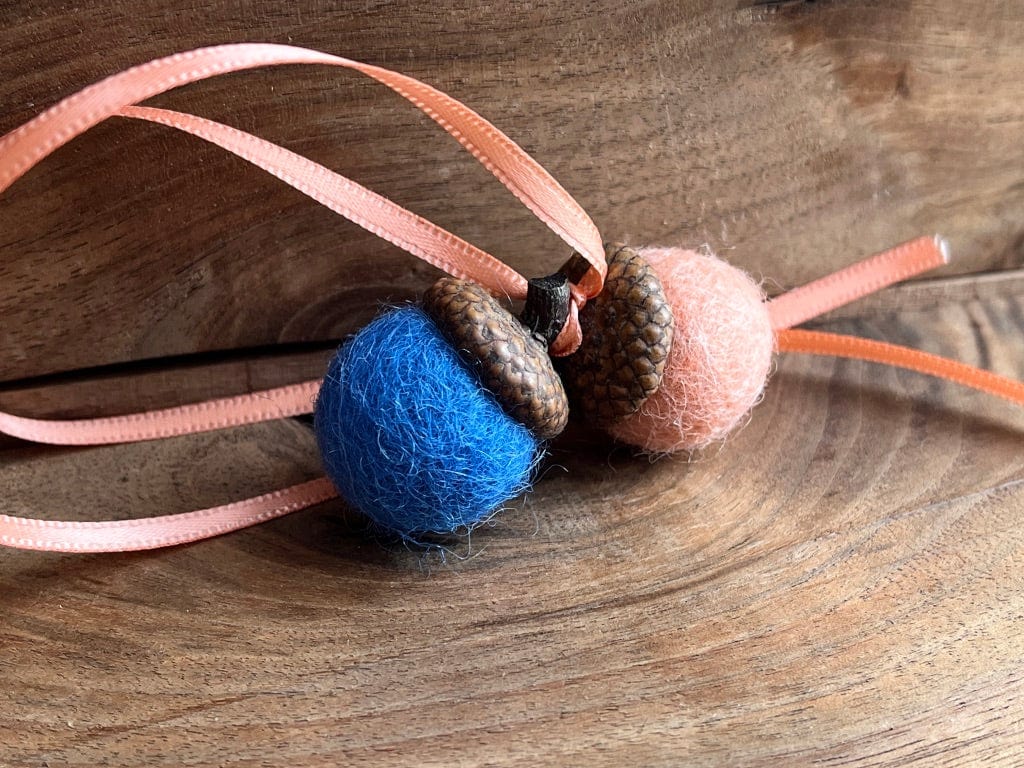 Double Felted Acorn | Peach & French Blue | Aromatherapy Diffuser