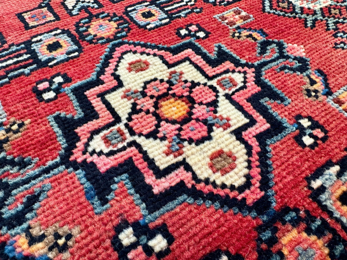 Persian Hamadan Rug | 2' 5” x 4'