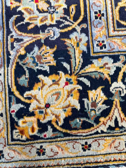 Persian Kashan Rug | 4' 10" x 7' 5"