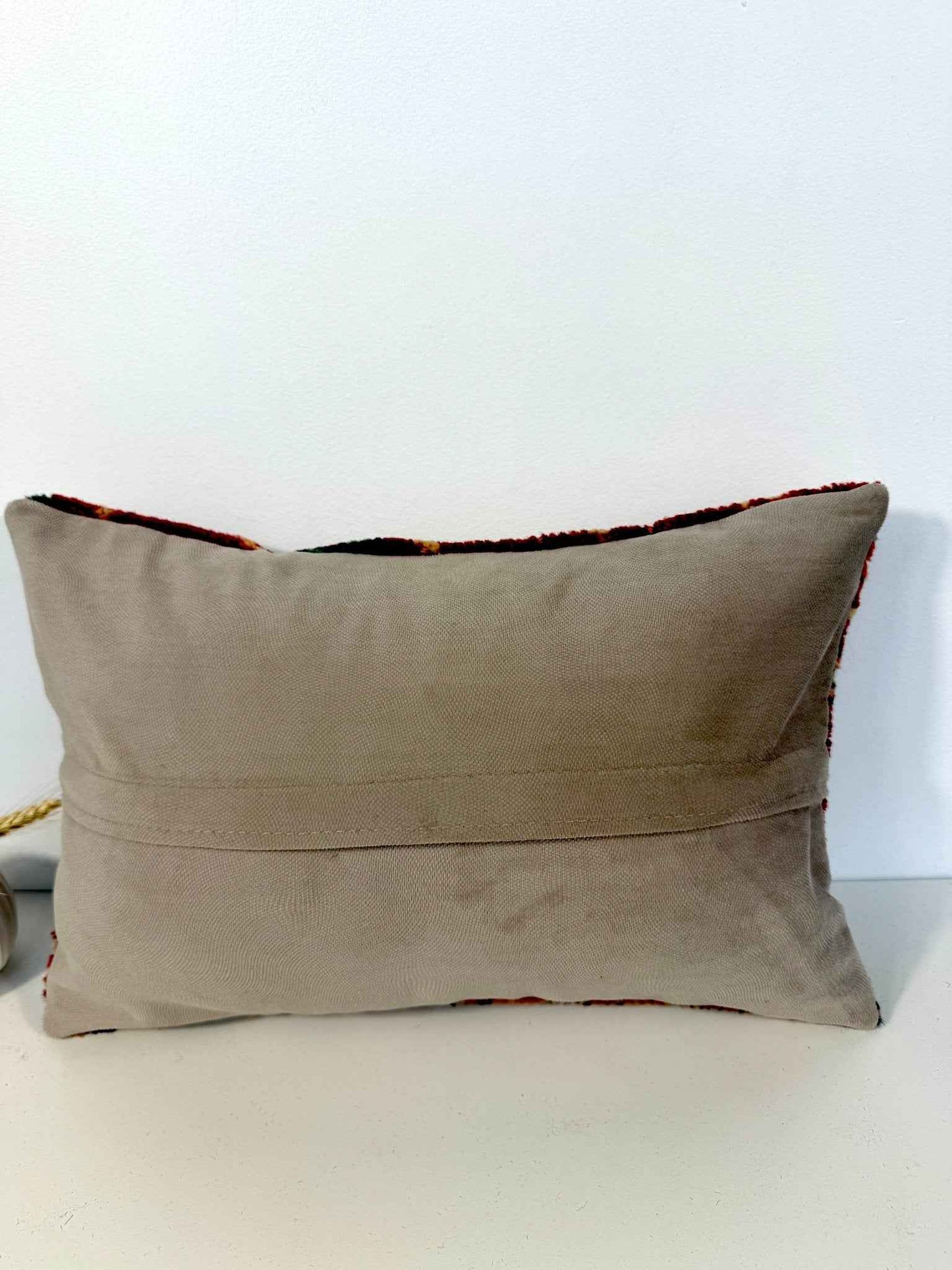 Pillow No. 028 | 12" x 18"